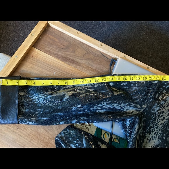 Reversable faux leather jacket size S - Picture 6 of 6